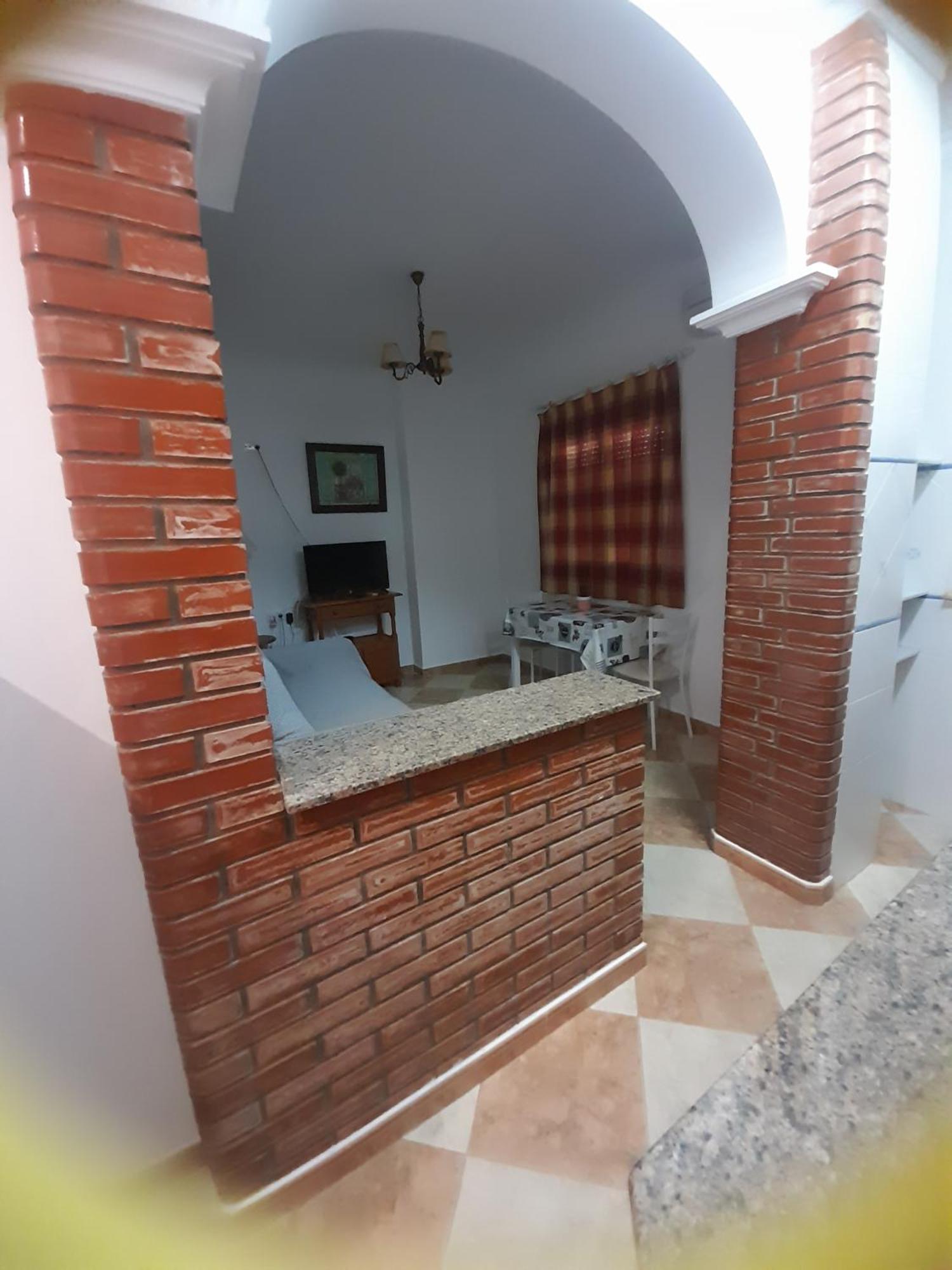 Hostal Casandra - Antiguo Hostal Los Valencianos Коніль-де-ла-Фронтера Екстер'єр фото